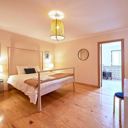 Renovated And Spacious Duplex Apartment With Patio, By Timecooler Lisboa Eksteriør bilde
