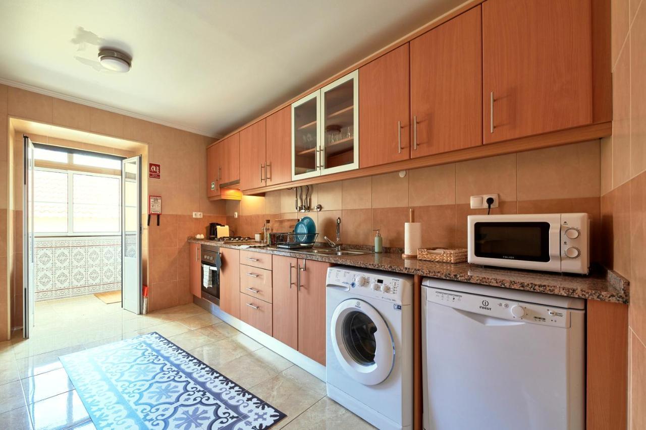 Renovated And Spacious Duplex Apartment With Patio, By Timecooler Lisboa Eksteriør bilde