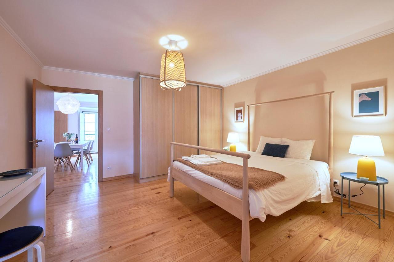 Renovated And Spacious Duplex Apartment With Patio, By Timecooler Lisboa Eksteriør bilde