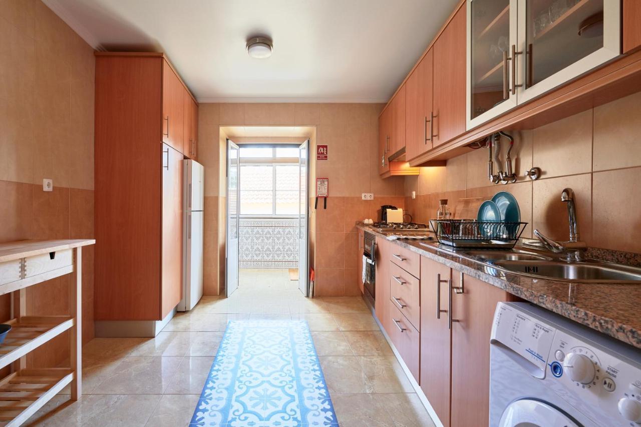 Renovated And Spacious Duplex Apartment With Patio, By Timecooler Lisboa Eksteriør bilde