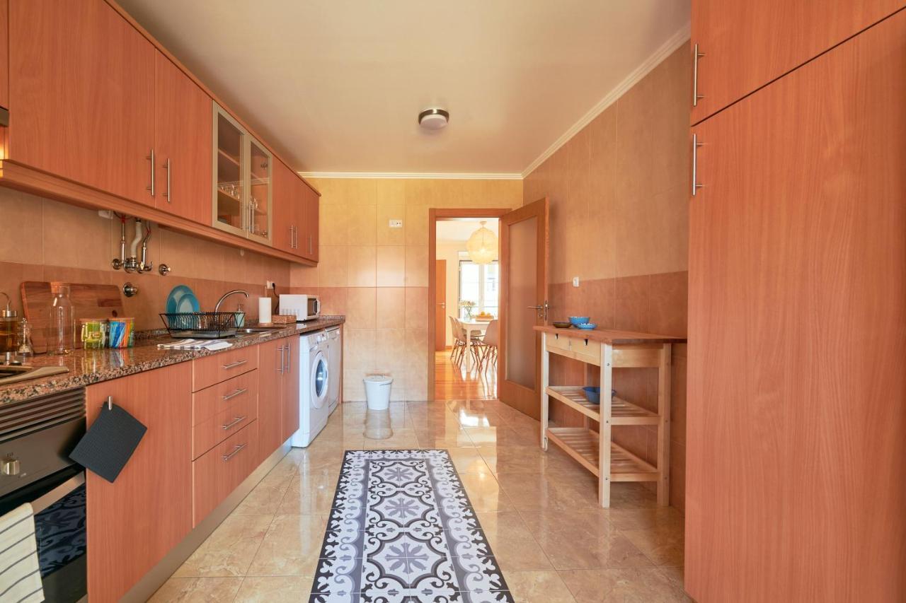 Renovated And Spacious Duplex Apartment With Patio, By Timecooler Lisboa Eksteriør bilde