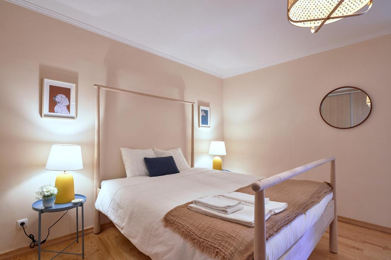 Renovated And Spacious Duplex Apartment With Patio, By Timecooler Lisboa Eksteriør bilde